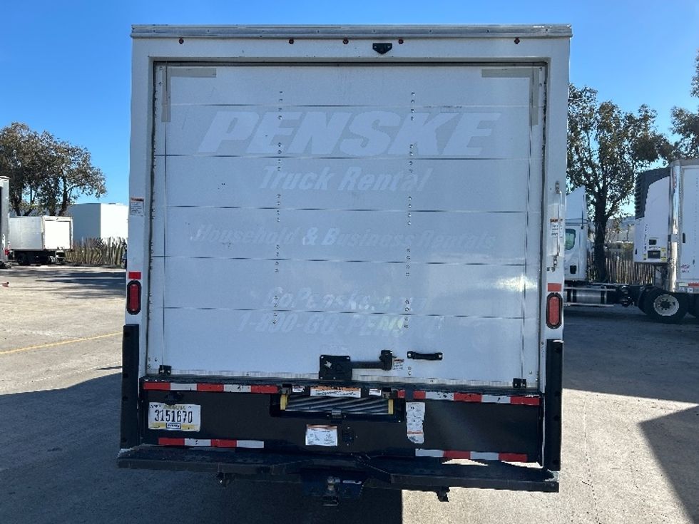 Light Duty Box Truck-Light and Medium Duty Trucks-GMC-2021-Savana G33903-Fontana-CA-101,270\n\t\tmiles-$ 30,500 - Image 7