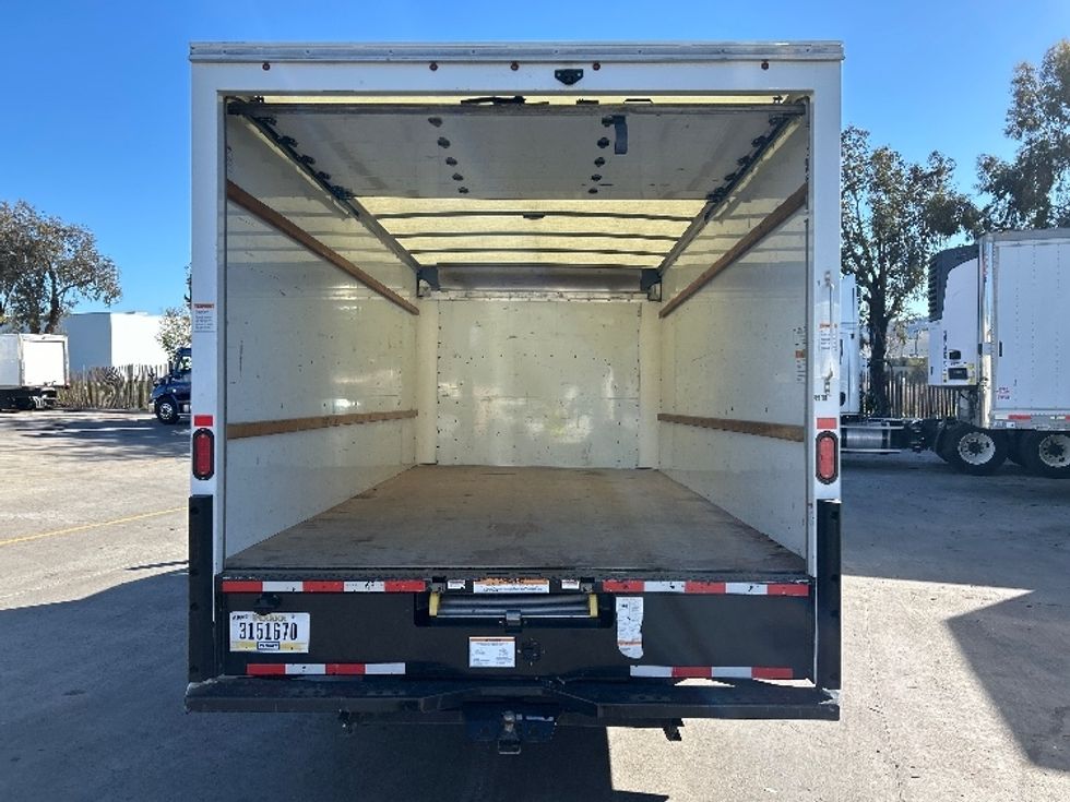 Light Duty Box Truck-Light and Medium Duty Trucks-GMC-2021-Savana G33903-Fontana-CA-101,270\n\t\tmiles-$ 30,500 - Image 8