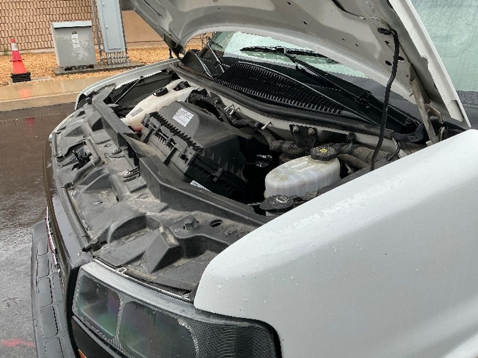 Light Duty Box Truck-Light and Medium Duty Trucks-GMC-2021-Savana G33903-Fontana-CA-102,047\n\t\tmiles-$ 30,500 - Image 24