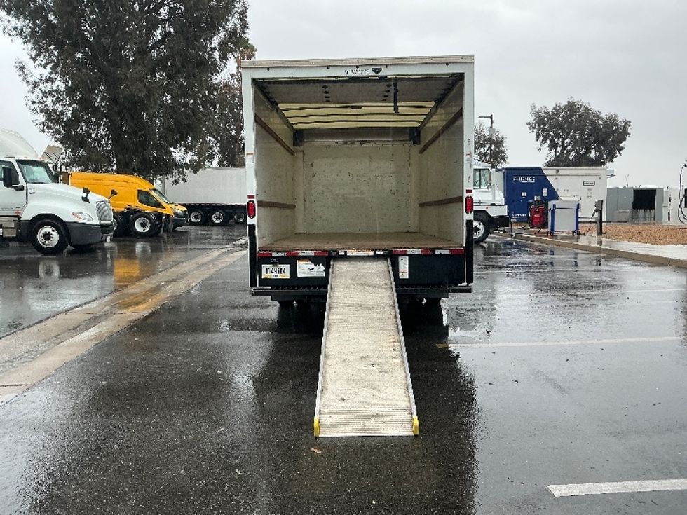 Light Duty Box Truck-Light and Medium Duty Trucks-GMC-2021-Savana G33903-Fontana-CA-102,047\n\t\tmiles-$ 30,500 - Image 9