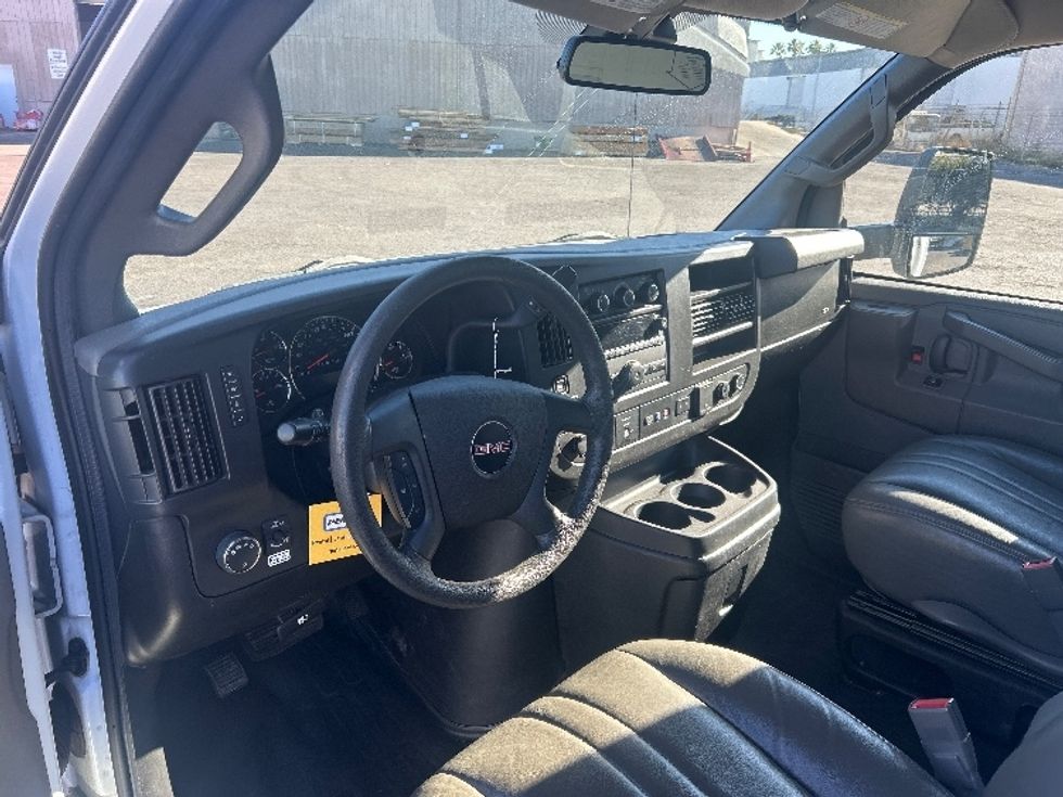 Light Duty Box Truck-Light and Medium Duty Trucks-GMC-2021-Savana G33903-Fontana-CA-108,916\n\t\tmiles-$ 29,750 - Image 17