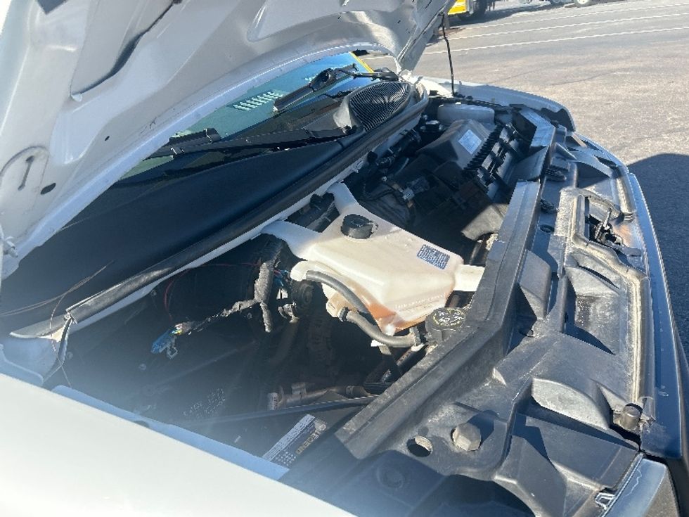 Light Duty Box Truck-Light and Medium Duty Trucks-GMC-2021-Savana G33903-Fontana-CA-108,916\n\t\tmiles-$ 29,750 - Image 23