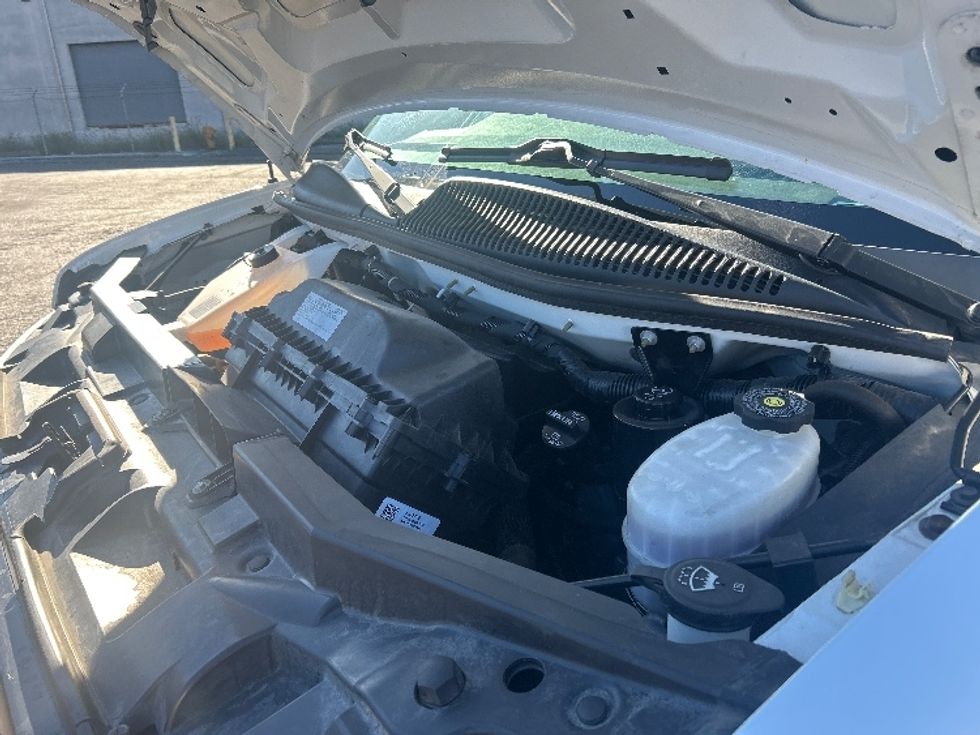 Light Duty Box Truck-Light and Medium Duty Trucks-GMC-2021-Savana G33903-Fontana-CA-108,916\n\t\tmiles-$ 29,750 - Image 24