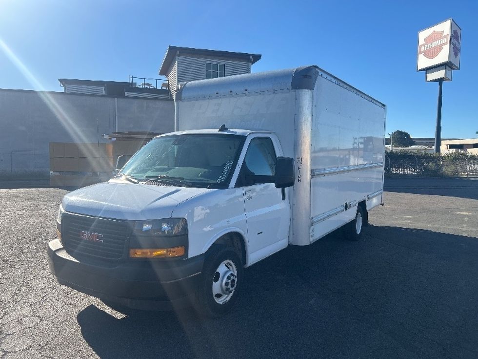 Light Duty Box Truck-Light and Medium Duty Trucks-GMC-2021-Savana G33903-Fontana-CA-108,916\n\t\tmiles-$ 29,750 - Image 3