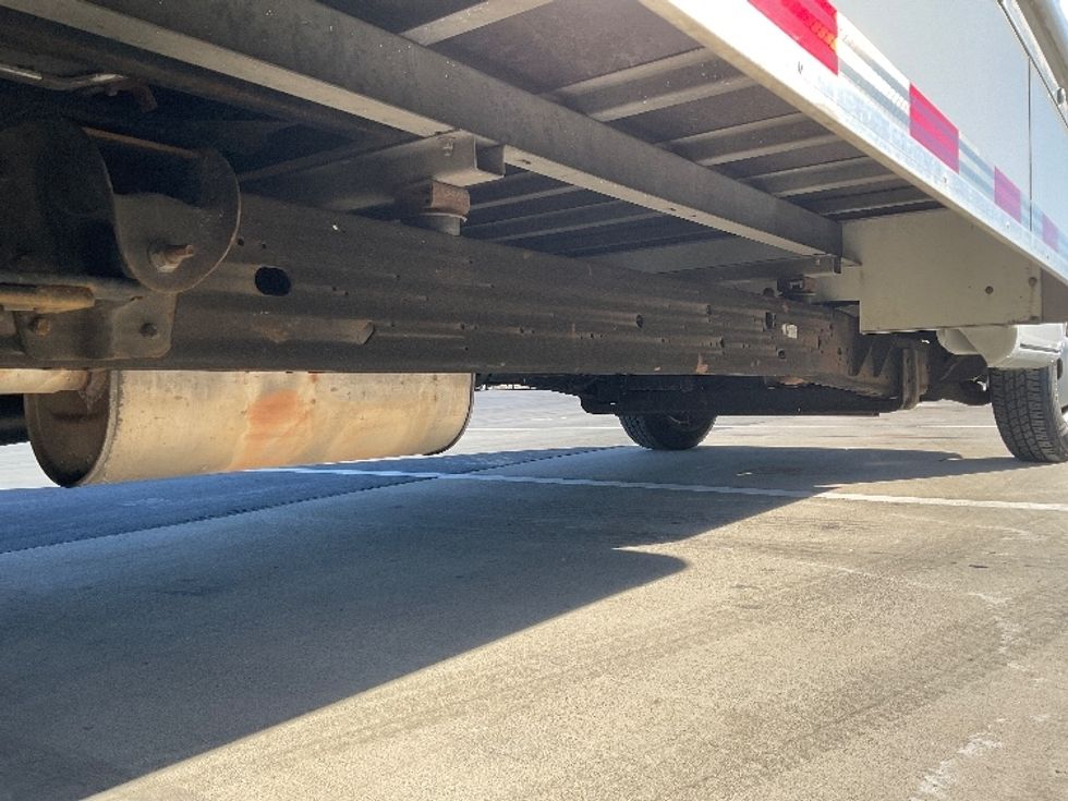 Light Duty Box Truck-Light and Medium Duty Trucks-GMC-2021-Savana G33903-Fontana-CA-110,308\n\t\tmiles-$ 29,500 - Image 14