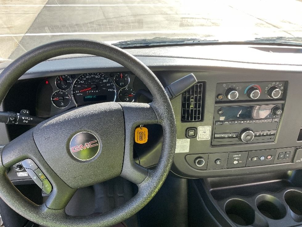 Light Duty Box Truck-Light and Medium Duty Trucks-GMC-2021-Savana G33903-Fontana-CA-110,308\n\t\tmiles-$ 29,500 - Image 18