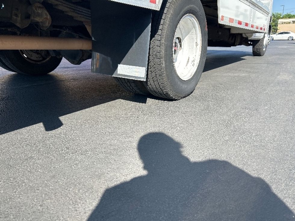 Light Duty Box Truck-Light and Medium Duty Trucks-GMC-2021-Savana G33903-Fontana-CA-114,879\n\t\tmiles-$ 27,500 - Image 14