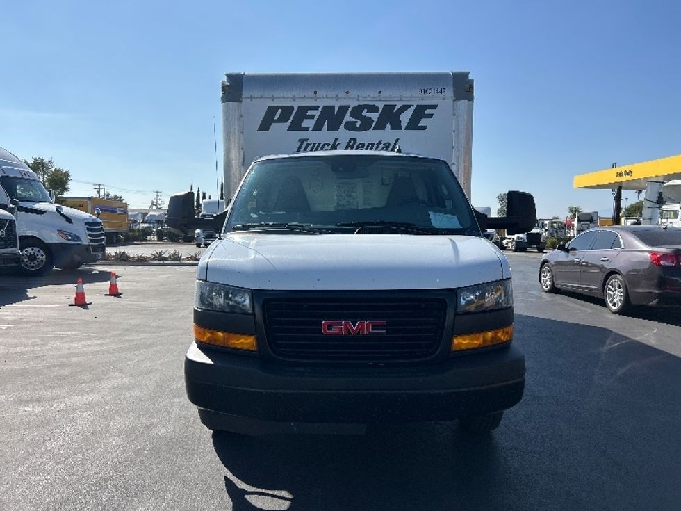 Light Duty Box Truck-Light and Medium Duty Trucks-GMC-2021-Savana G33903-Fontana-CA-114,879\n\t\tmiles-$ 27,500 - Image 2