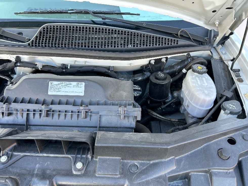 Light Duty Box Truck-Light and Medium Duty Trucks-GMC-2021-Savana G33903-Fontana-CA-114,879\n\t\tmiles-$ 27,500 - Image 24