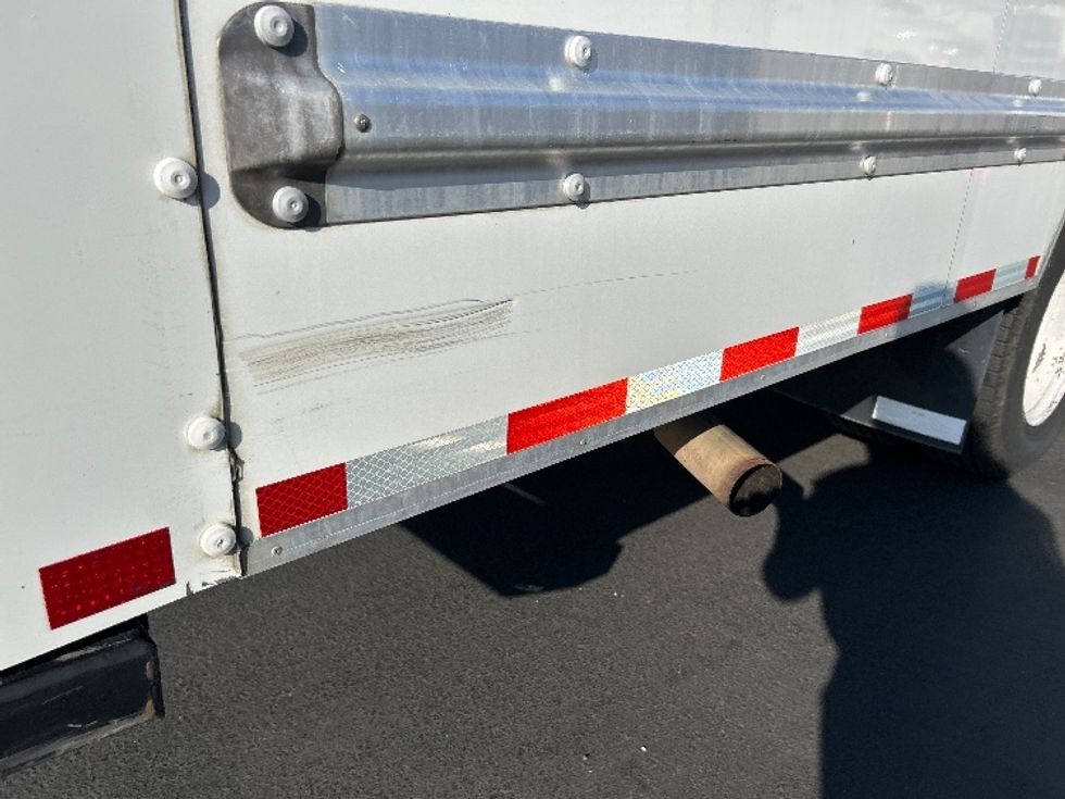 Light Duty Box Truck-Light and Medium Duty Trucks-GMC-2021-Savana G33903-Fontana-CA-114,879\n\t\tmiles-$ 27,500 - Image 28