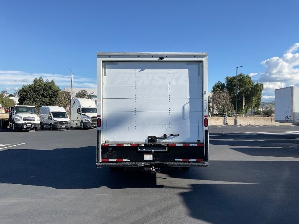 Light Duty Box Truck-Light and Medium Duty Trucks-GMC-2021-Savana G33903-Fontana-CA-115,016\n\t\tmiles-$ 29,000 - Image 7