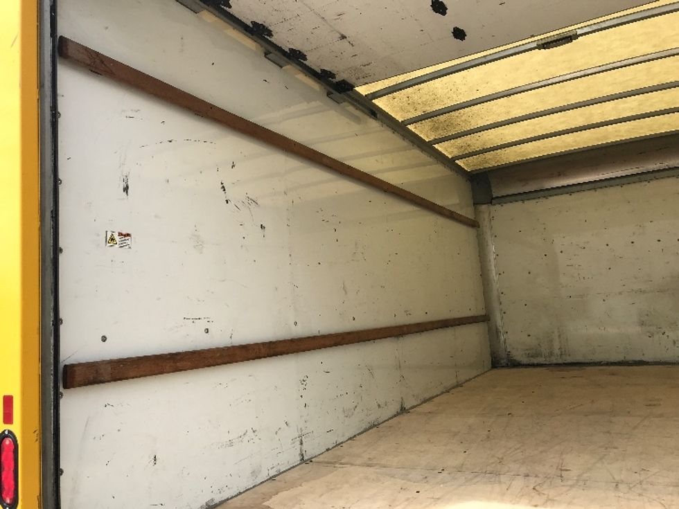 Light Duty Box Truck-Light and Medium Duty Trucks-GMC-2021-Savana G33903-Fontana-CA-115,109\n\t\tmiles-$ 23,750 - Image 11