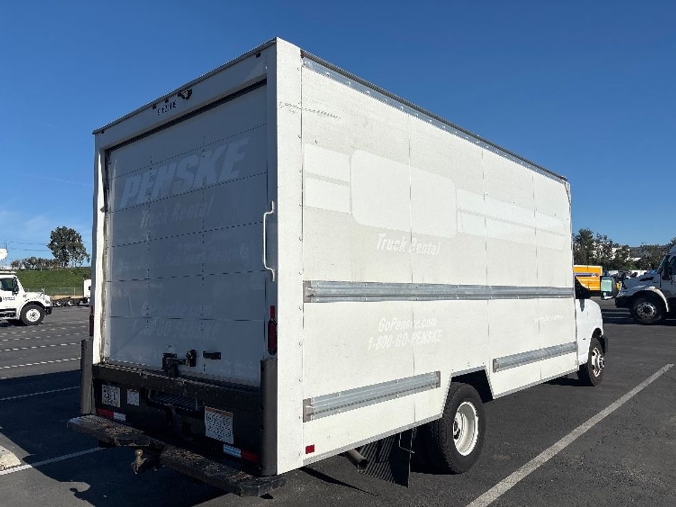 Light Duty Box Truck-Light and Medium Duty Trucks-GMC-2021-Savana G33903-Fontana-CA-118,080\n\t\tmiles-$ 28,500 - Image 11