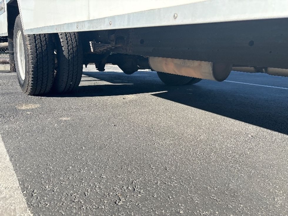 Light Duty Box Truck-Light and Medium Duty Trucks-GMC-2021-Savana G33903-Fontana-CA-118,080\n\t\tmiles-$ 28,500 - Image 12