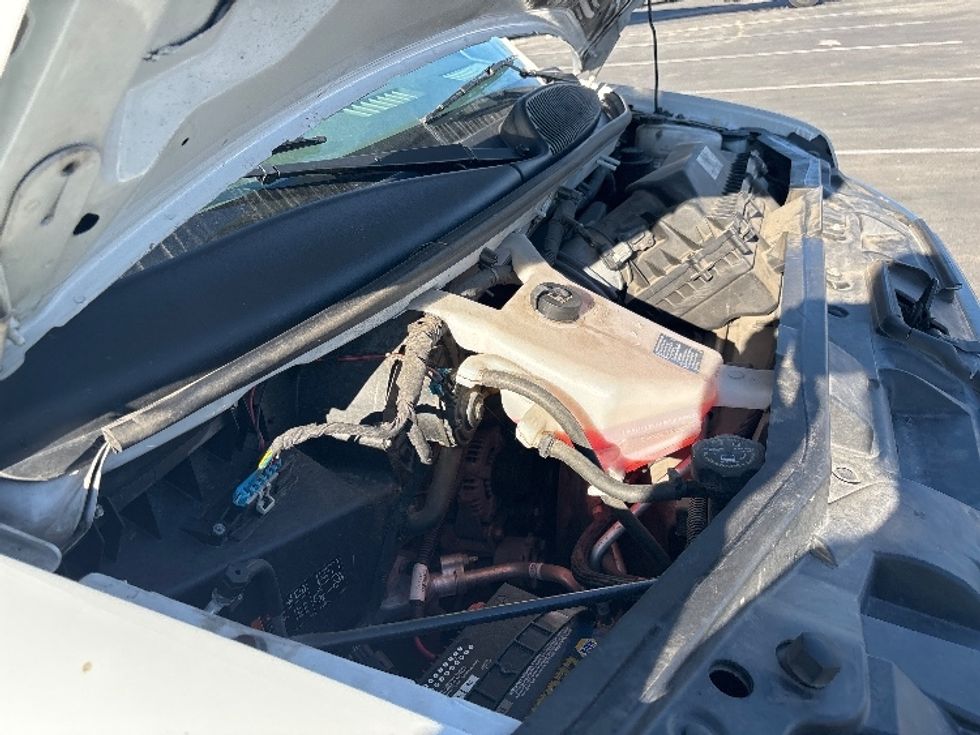 Light Duty Box Truck-Light and Medium Duty Trucks-GMC-2021-Savana G33903-Fontana-CA-118,080\n\t\tmiles-$ 28,500 - Image 21