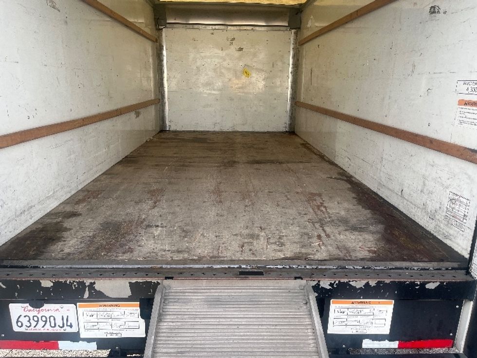 Light Duty Box Truck-Light and Medium Duty Trucks-GMC-2021-Savana G33903-Fontana-CA-128,174\n\t\tmiles-$ 25,500 - Image 10