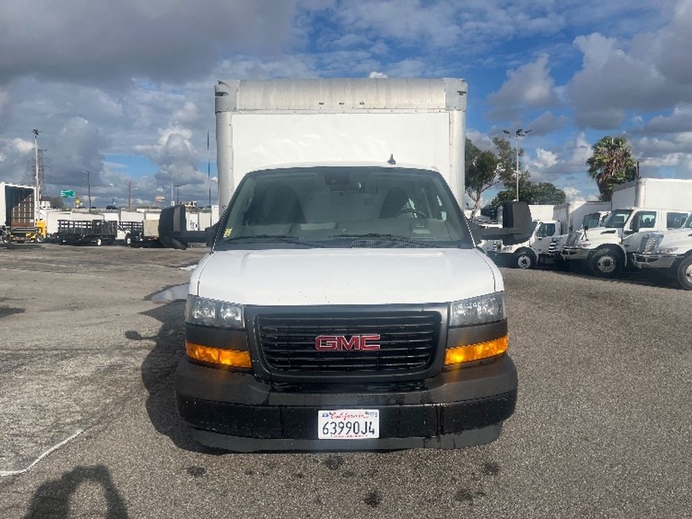 Light Duty Box Truck-Light and Medium Duty Trucks-GMC-2021-Savana G33903-Fontana-CA-128,174\n\t\tmiles-$ 25,500 - Image 2