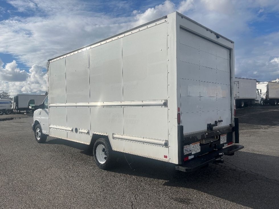 Light Duty Box Truck-Light and Medium Duty Trucks-GMC-2021-Savana G33903-Fontana-CA-128,174\n\t\tmiles-$ 25,500 - Image 6