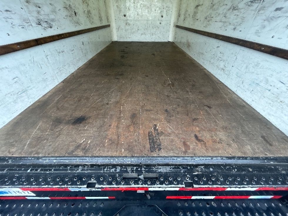 Light Duty Box Truck-Light and Medium Duty Trucks-GMC-2021-Savana G33903-Fontana-CA-73,803\n\t\tmiles-$ 33,500 - Image 10