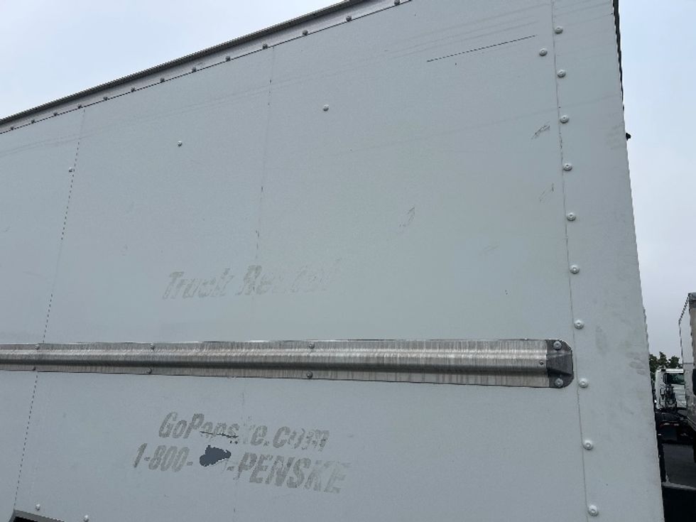 Light Duty Box Truck-Light and Medium Duty Trucks-GMC-2021-Savana G33903-Fontana-CA-73,803\n\t\tmiles-$ 33,500 - Image 26