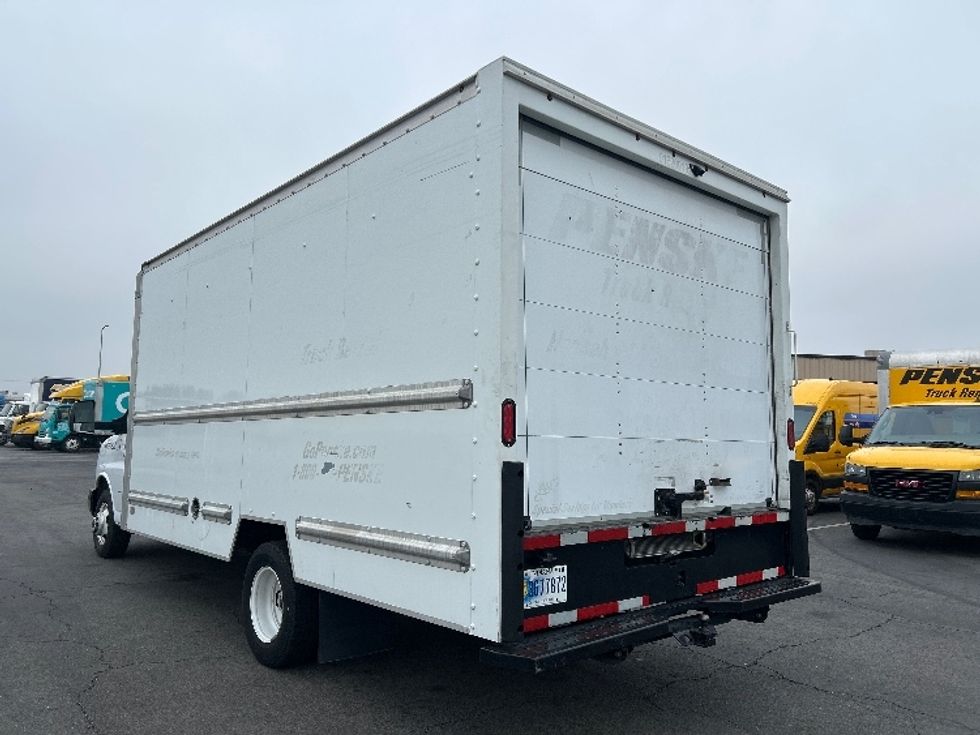Light Duty Box Truck-Light and Medium Duty Trucks-GMC-2021-Savana G33903-Fontana-CA-73,803\n\t\tmiles-$ 33,500 - Image 6