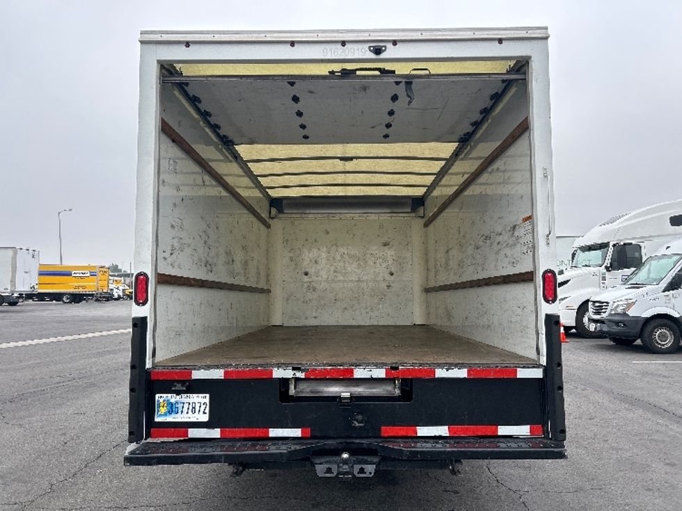 Light Duty Box Truck-Light and Medium Duty Trucks-GMC-2021-Savana G33903-Fontana-CA-73,803\n\t\tmiles-$ 33,500 - Image 8