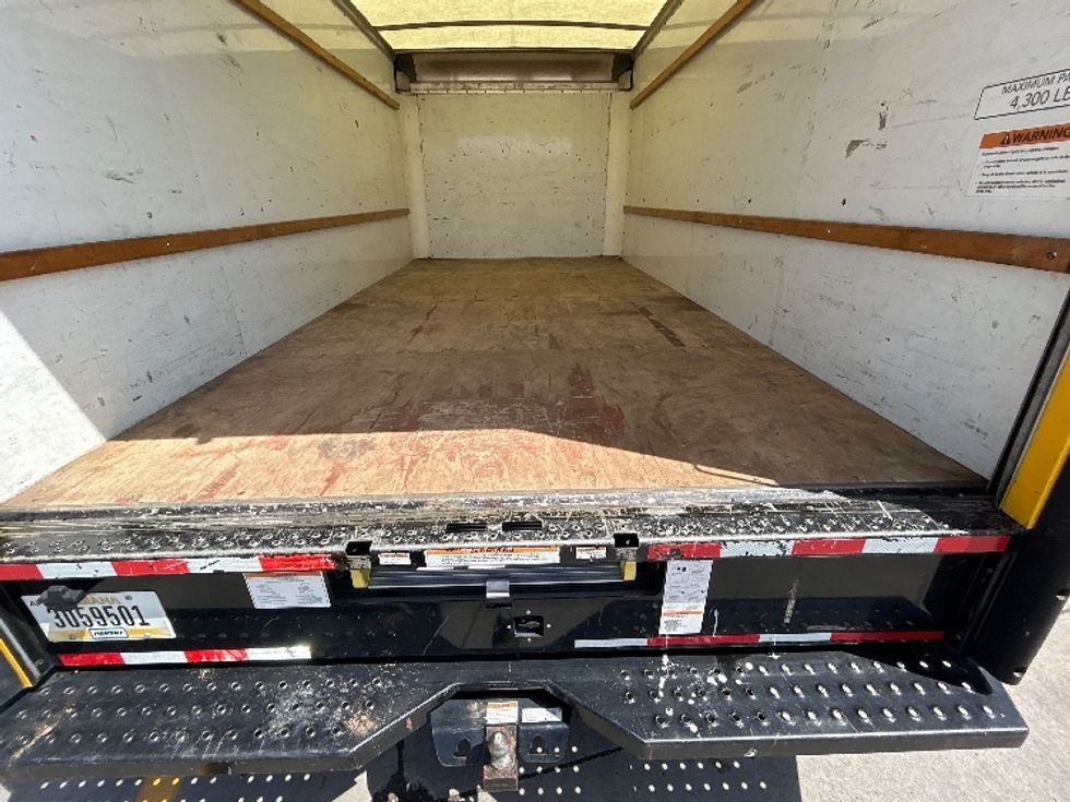 Light Duty Box Truck-Light and Medium Duty Trucks-GMC-2021-Savana G33903-Fontana-CA-75,616\n\t\tmiles-$ 29,000 - Image 10