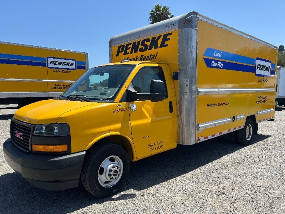 Light Duty Box Truck-Light and Medium Duty Trucks-GMC-2021-Savana G33903-Fontana-CA-75,616\n\t\tmiles-$ 29,000 - Image 3