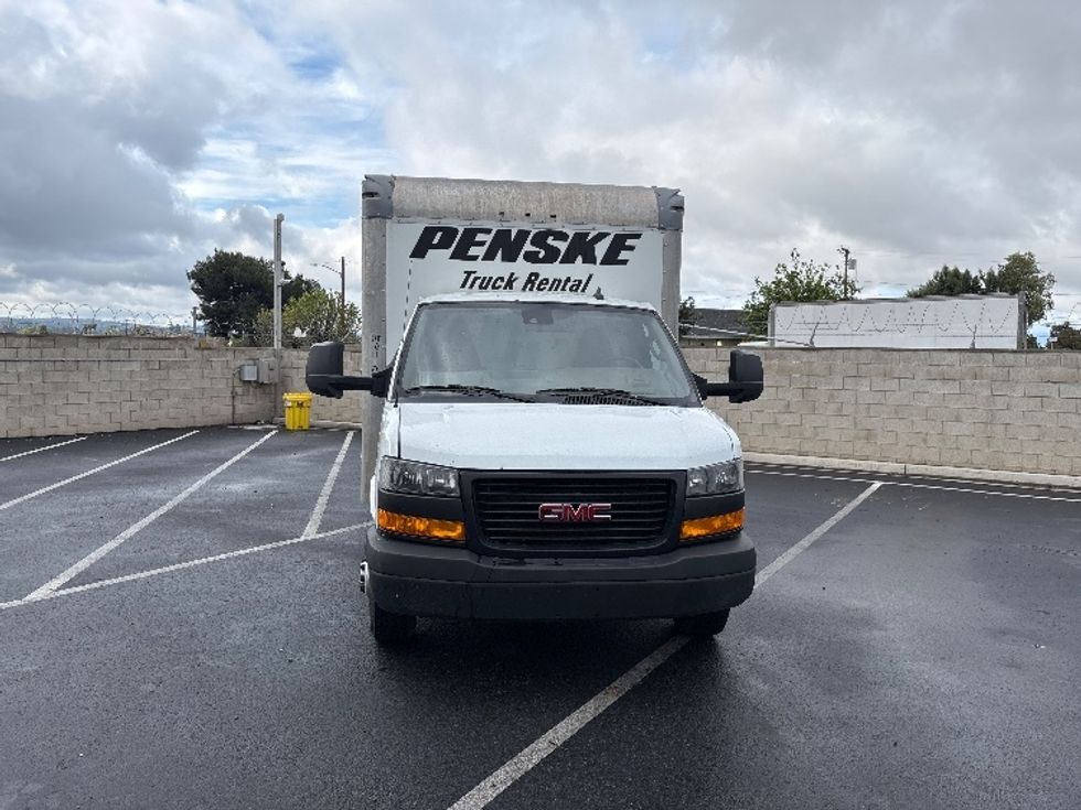 Light Duty Box Truck-Light and Medium Duty Trucks-GMC-2021-Savana G33903-Fontana-CA-78,034\n\t\tmiles-$ 32,500 - Image 2