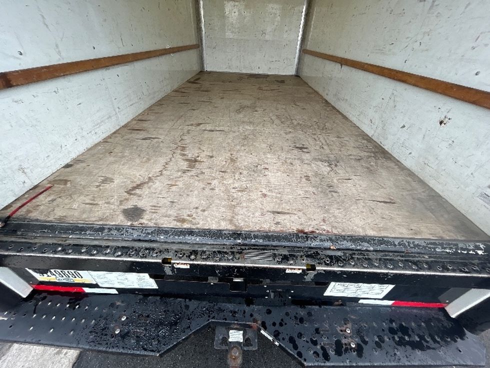 Light Duty Box Truck-Light and Medium Duty Trucks-GMC-2021-Savana G33903-Fontana-CA-83,200\n\t\tmiles-$ 27,250 - Image 10