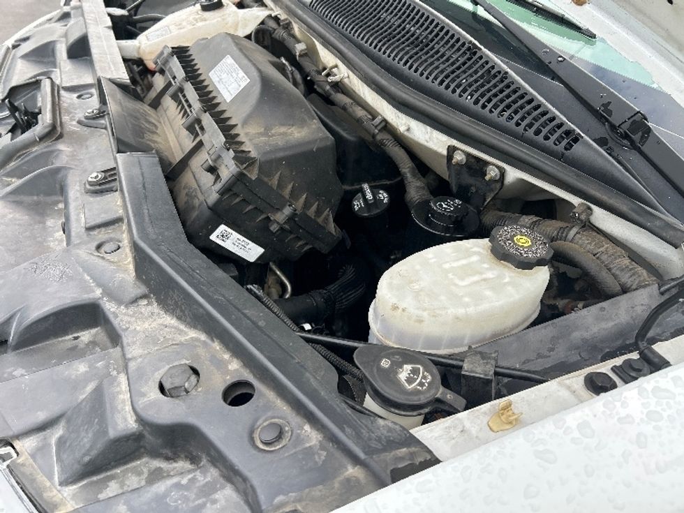Light Duty Box Truck-Light and Medium Duty Trucks-GMC-2021-Savana G33903-Fontana-CA-83,200\n\t\tmiles-$ 27,250 - Image 24