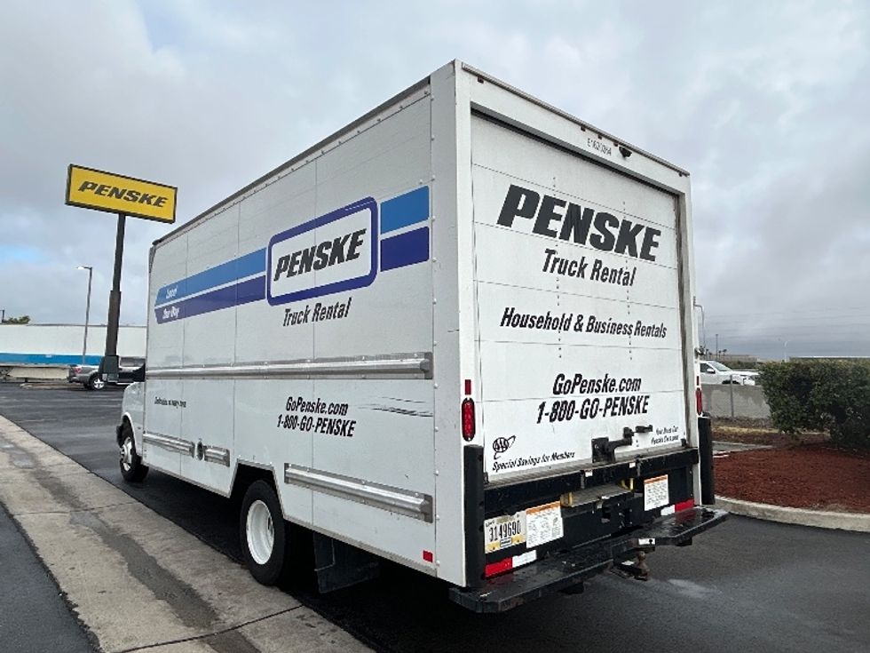 Light Duty Box Truck-Light and Medium Duty Trucks-GMC-2021-Savana G33903-Fontana-CA-83,200\n\t\tmiles-$ 27,250 - Image 6