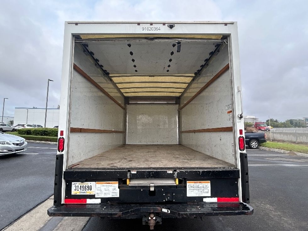 Light Duty Box Truck-Light and Medium Duty Trucks-GMC-2021-Savana G33903-Fontana-CA-83,200\n\t\tmiles-$ 27,250 - Image 8