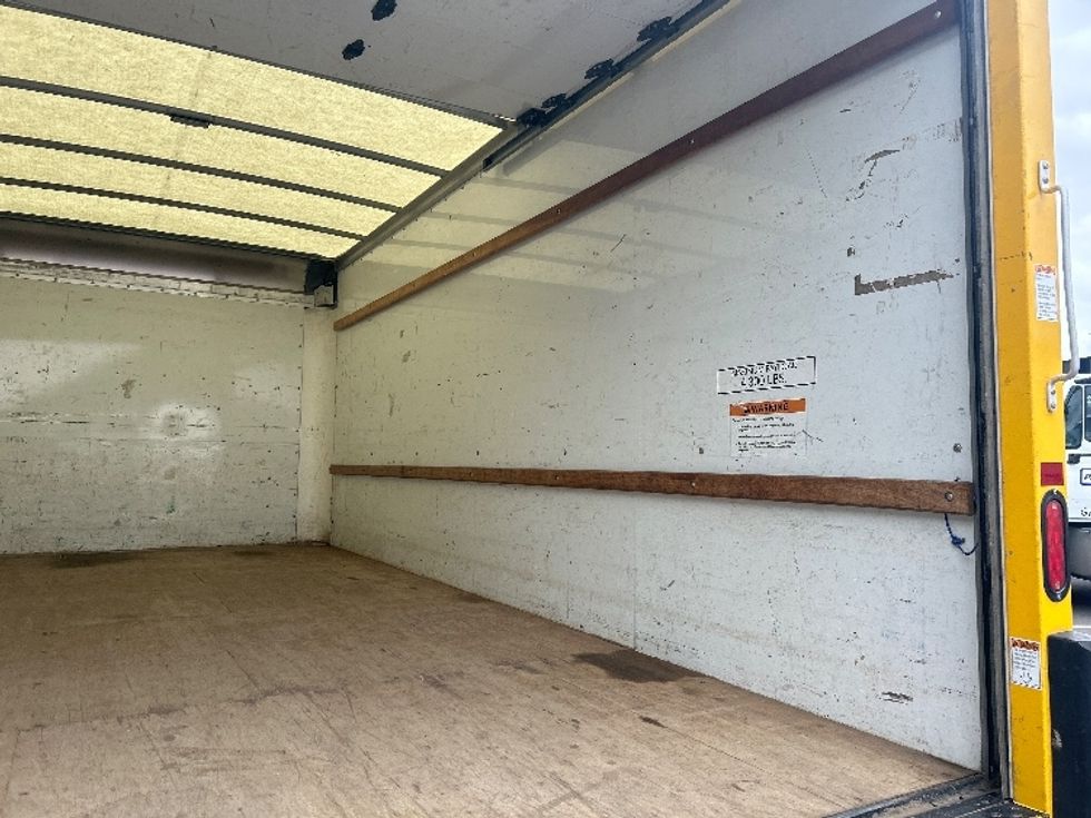 Light Duty Box Truck-Light and Medium Duty Trucks-GMC-2021-Savana G33903-Fontana-CA-86,625\n\t\tmiles-$ 29,250 - Image 11