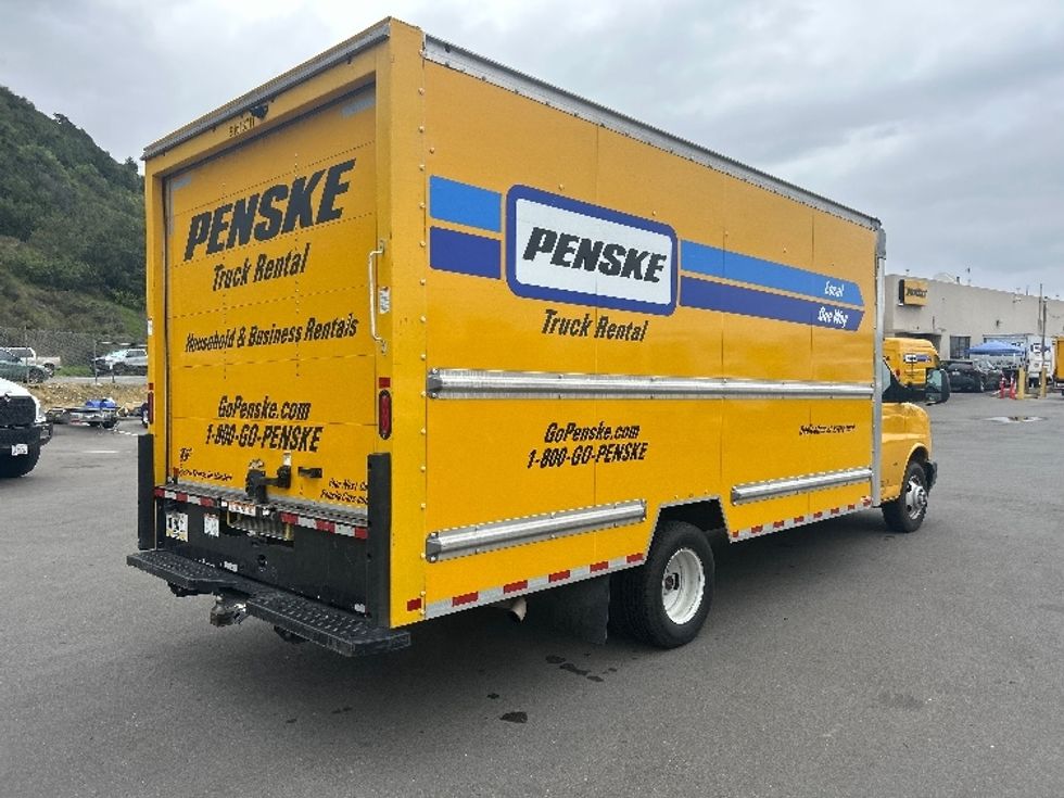 Light Duty Box Truck-Light and Medium Duty Trucks-GMC-2021-Savana G33903-Fontana-CA-86,625\n\t\tmiles-$ 29,250 - Image 12