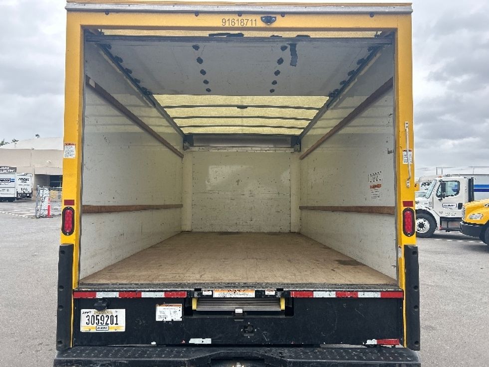 Light Duty Box Truck-Light and Medium Duty Trucks-GMC-2021-Savana G33903-Fontana-CA-86,625\n\t\tmiles-$ 29,250 - Image 8