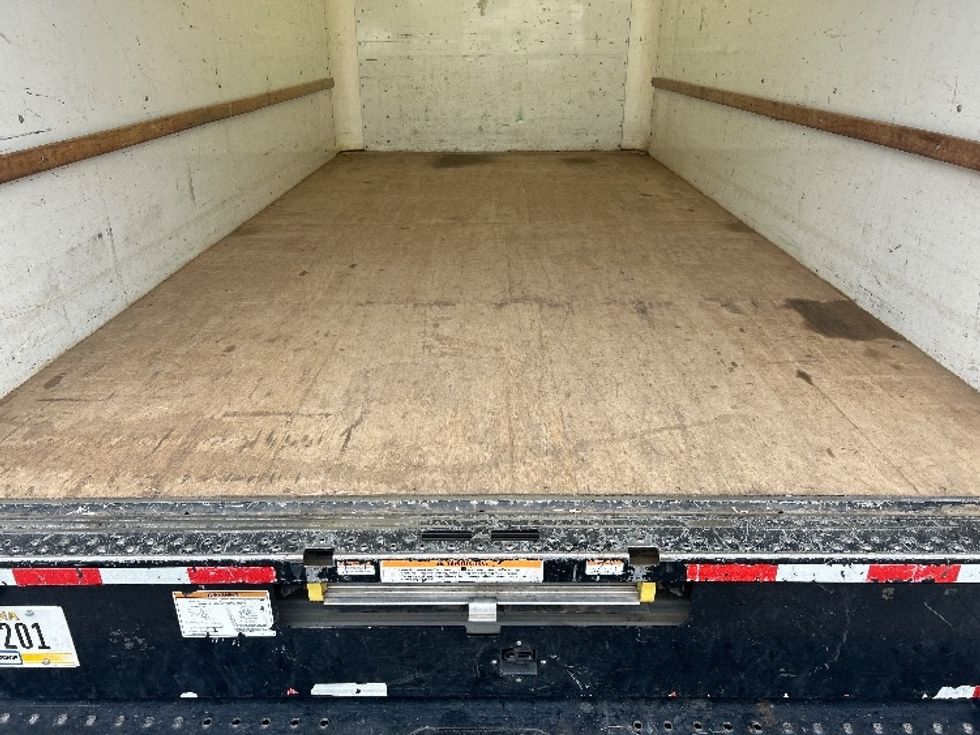 Light Duty Box Truck-Light and Medium Duty Trucks-GMC-2021-Savana G33903-Fontana-CA-86,625\n\t\tmiles-$ 29,250 - Image 9