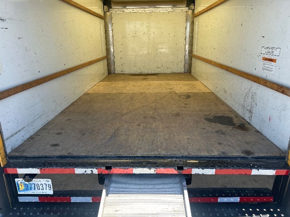 Light Duty Box Truck-Light and Medium Duty Trucks-GMC-2021-Savana G33903-Fontana-CA-88,076\n\t\tmiles-$ 29,000 - Image 10