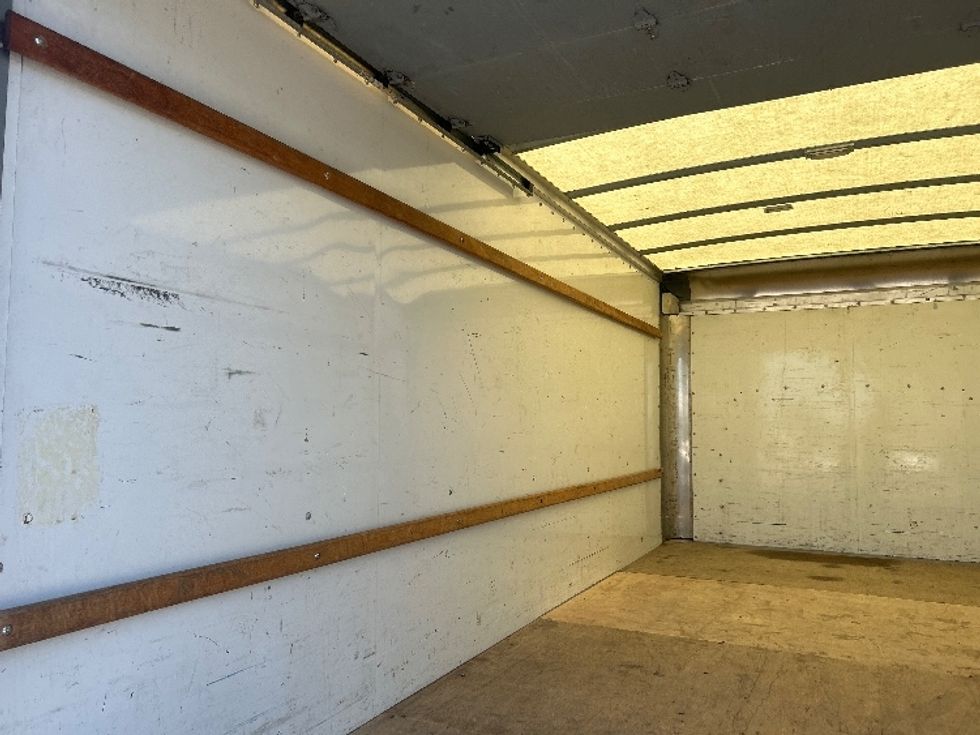 Light Duty Box Truck-Light and Medium Duty Trucks-GMC-2021-Savana G33903-Fontana-CA-88,076\n\t\tmiles-$ 29,000 - Image 11