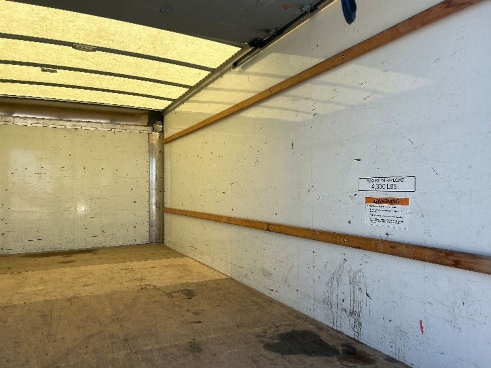 Light Duty Box Truck-Light and Medium Duty Trucks-GMC-2021-Savana G33903-Fontana-CA-88,076\n\t\tmiles-$ 29,000 - Image 12