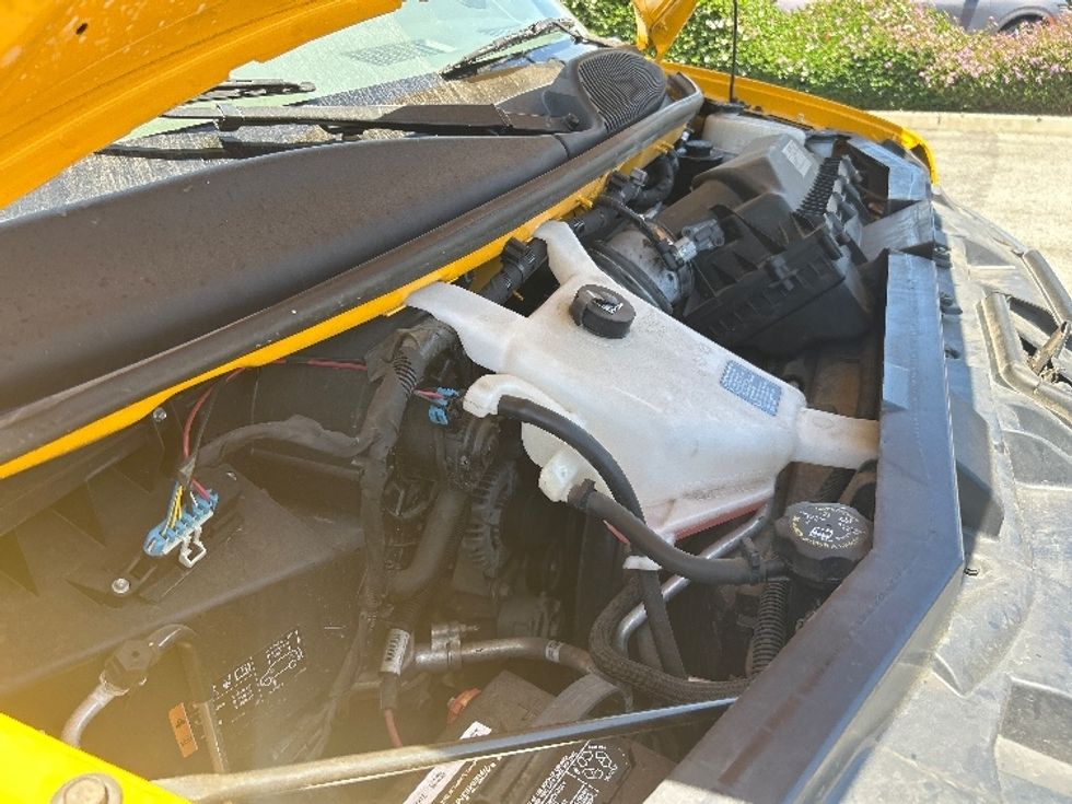 Light Duty Box Truck-Light and Medium Duty Trucks-GMC-2021-Savana G33903-Fontana-CA-88,076\n\t\tmiles-$ 29,000 - Image 23