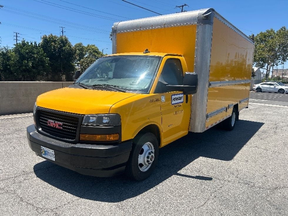 Light Duty Box Truck-Light and Medium Duty Trucks-GMC-2021-Savana G33903-Fontana-CA-88,076\n\t\tmiles-$ 29,000 - Image 3