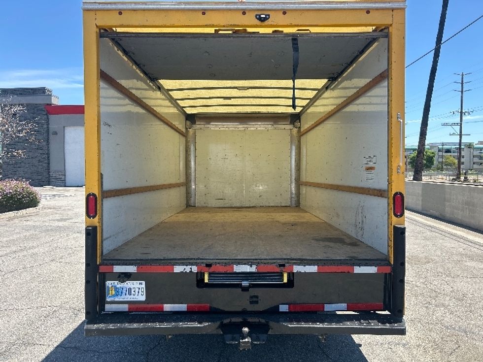 Light Duty Box Truck-Light and Medium Duty Trucks-GMC-2021-Savana G33903-Fontana-CA-88,076\n\t\tmiles-$ 29,000 - Image 8