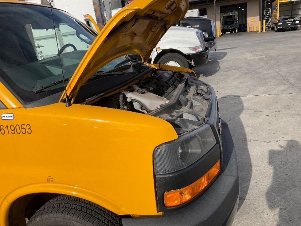 Light Duty Box Truck-Light and Medium Duty Trucks-GMC-2021-Savana G33903-Fontana-CA-90,125\n\t\tmiles-$ 28,750 - Image 23