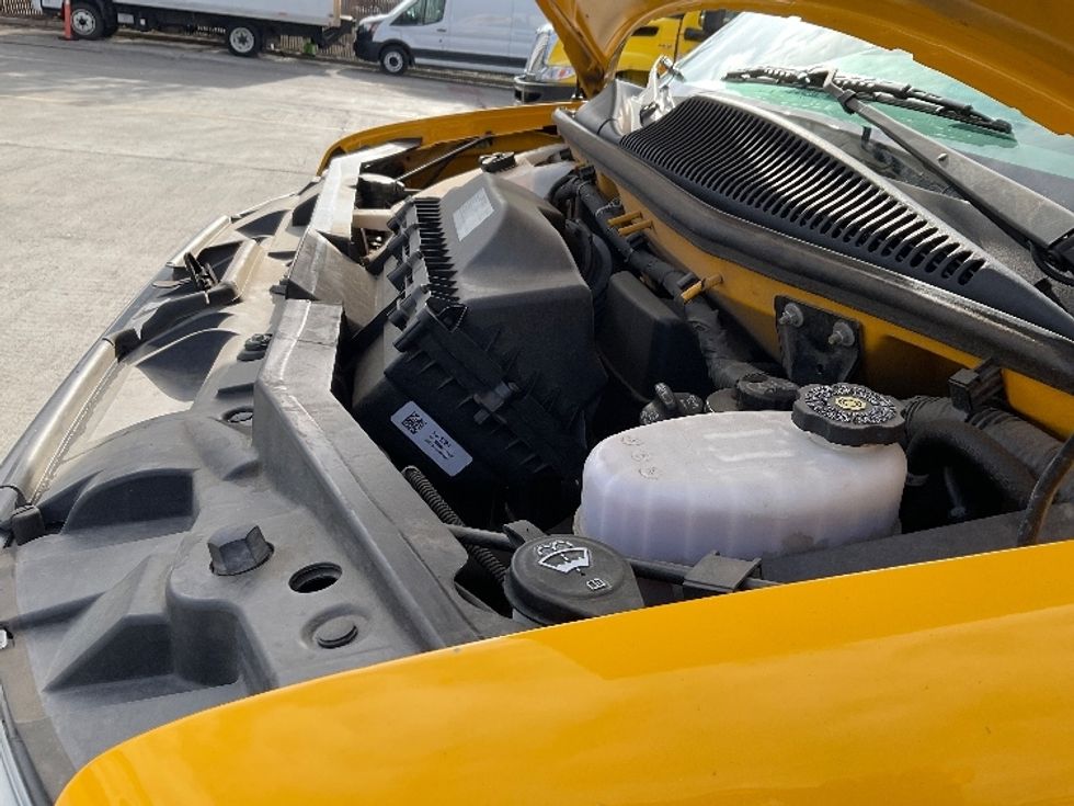 Light Duty Box Truck-Light and Medium Duty Trucks-GMC-2021-Savana G33903-Fontana-CA-90,125\n\t\tmiles-$ 28,750 - Image 24