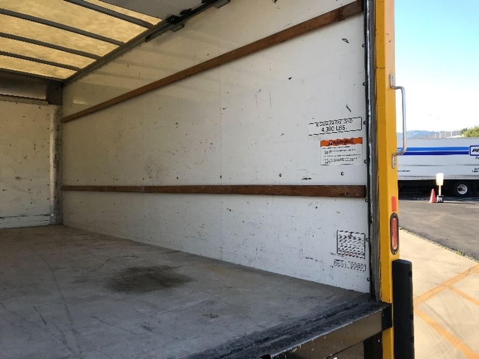 Light Duty Box Truck-Light and Medium Duty Trucks-GMC-2021-Savana G33903-Fontana-CA-90,682\n\t\tmiles-$ 28,750 - Image 12