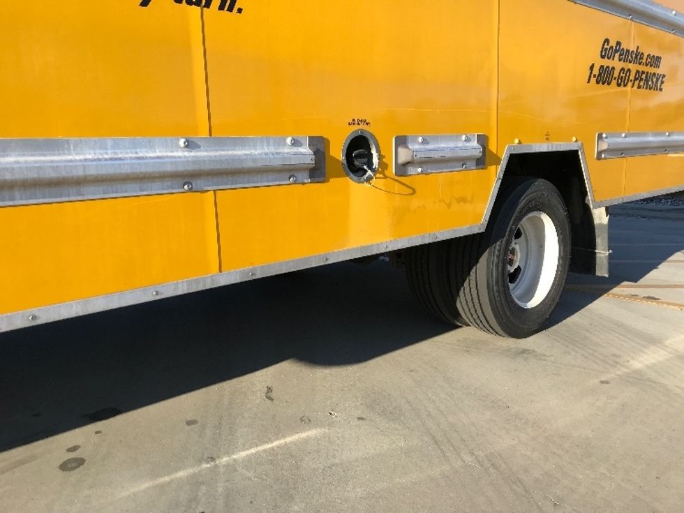 Light Duty Box Truck-Light and Medium Duty Trucks-GMC-2021-Savana G33903-Fontana-CA-90,682\n\t\tmiles-$ 28,750 - Image 5