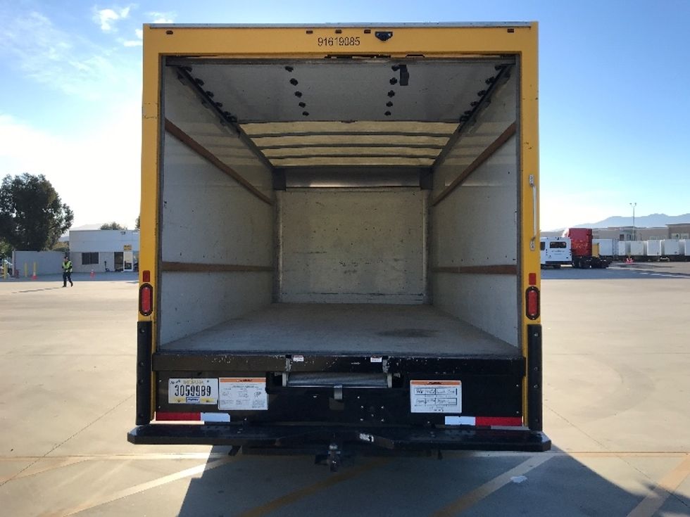 Light Duty Box Truck-Light and Medium Duty Trucks-GMC-2021-Savana G33903-Fontana-CA-90,682\n\t\tmiles-$ 28,750 - Image 8