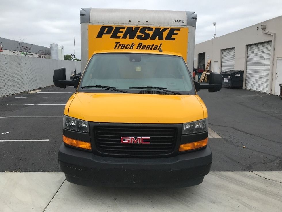 Light Duty Box Truck-Light and Medium Duty Trucks-GMC-2021-Savana G33903-Fontana-CA-90,783\n\t\tmiles-$ 28,750 - Image 2