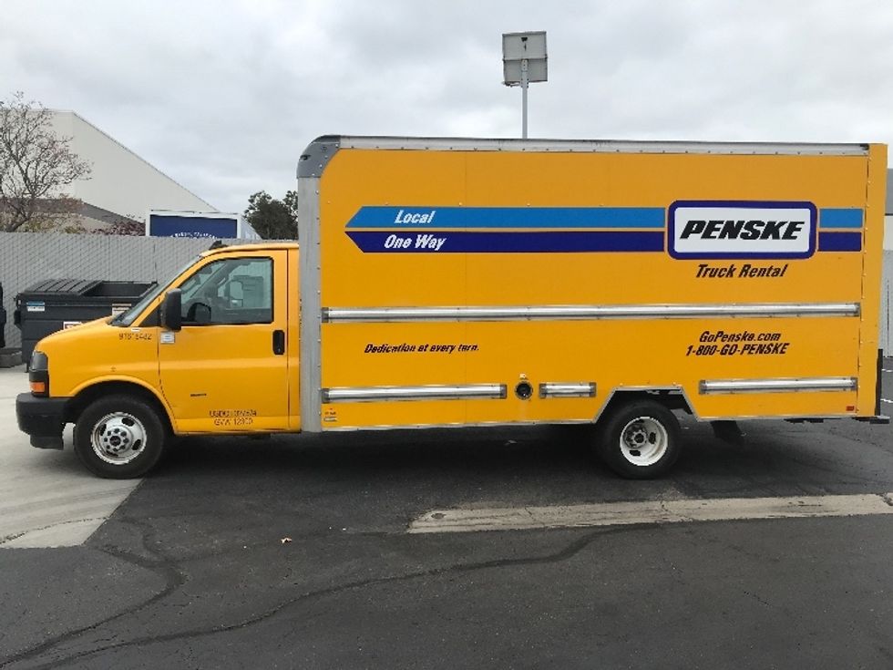 Light Duty Box Truck-Light and Medium Duty Trucks-GMC-2021-Savana G33903-Fontana-CA-90,783\n\t\tmiles-$ 28,750 - Image 4